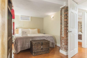 Parking - Private Entrance - King Beds